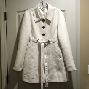 Woman’s Large Tulle Coat